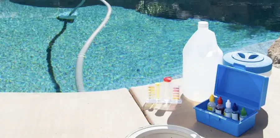 Guide du débutant pour entretenir une piscine