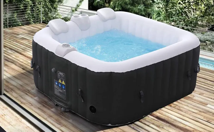 Comparer le confort des spas gonflables avec ce modèle Arebos