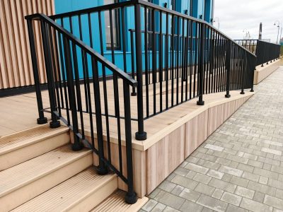Nez de marche extérieur : sécurisez vos escaliers PMR