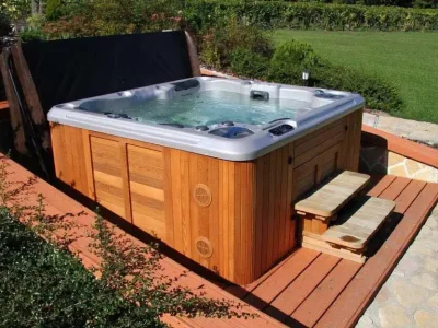 L'histoire de la marque française de spas et spas de nage Clairazur